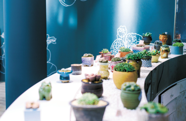 展览现场 上.png